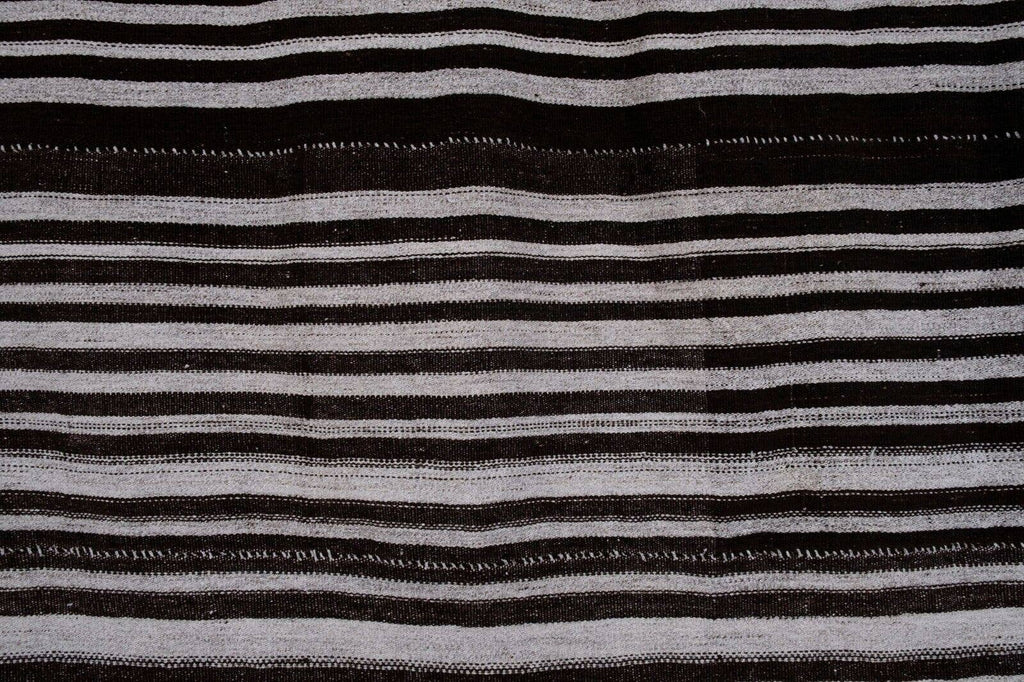 Vintage Kilim 193 x 228 cm