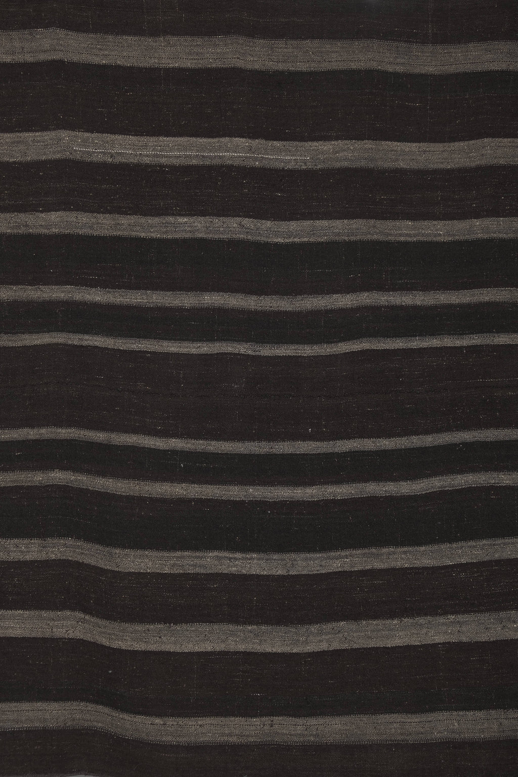 Vintage Kilim 223 x 234 cm