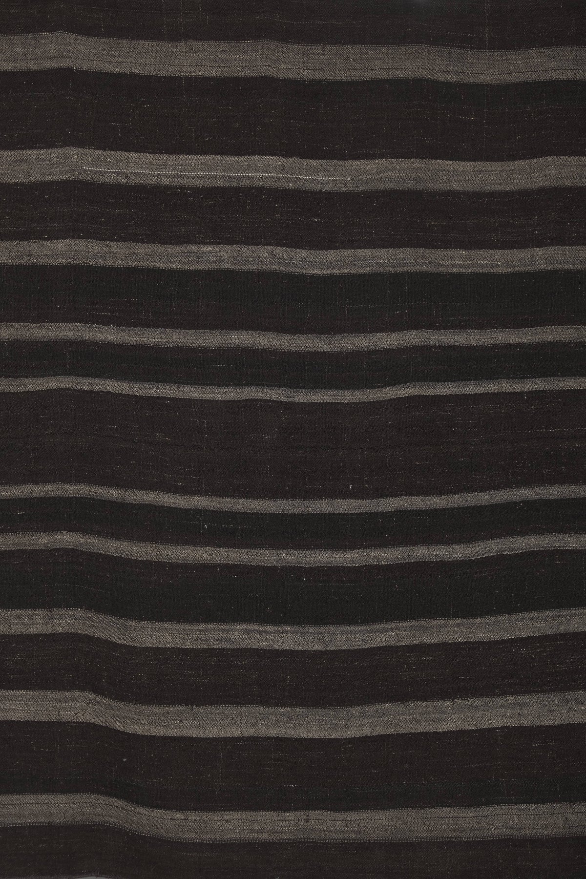 Vintage Kilim 223 x 234 cm