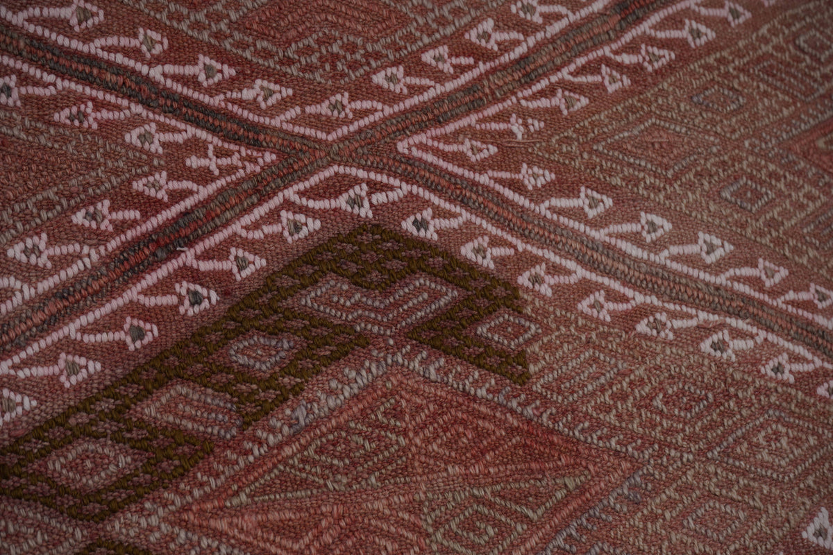 Vintage Kilim 174 x 230 cm
