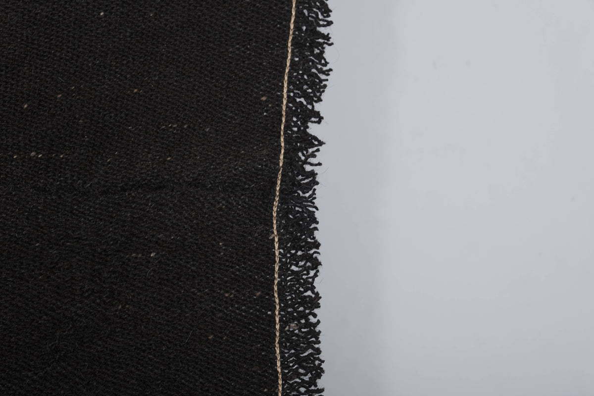 Vintage Kilim 203 x 220 cm