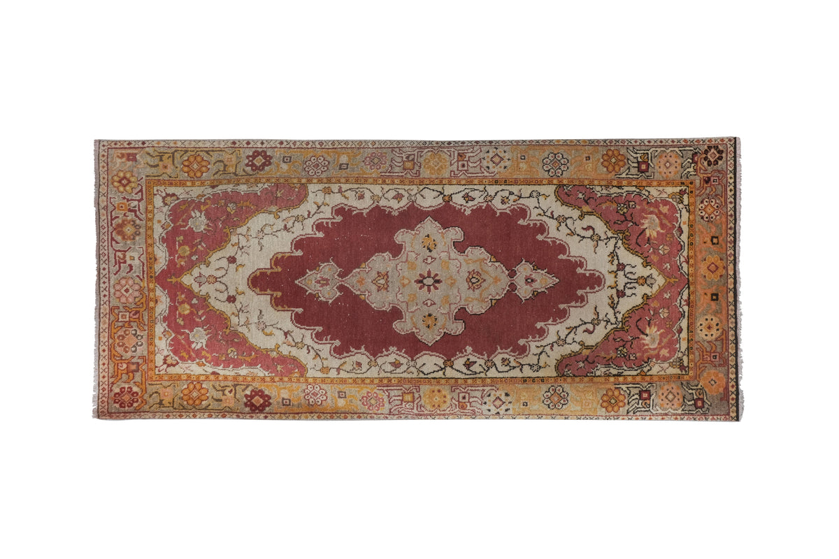 Vintage Uşak Halı 105 x 240 cm