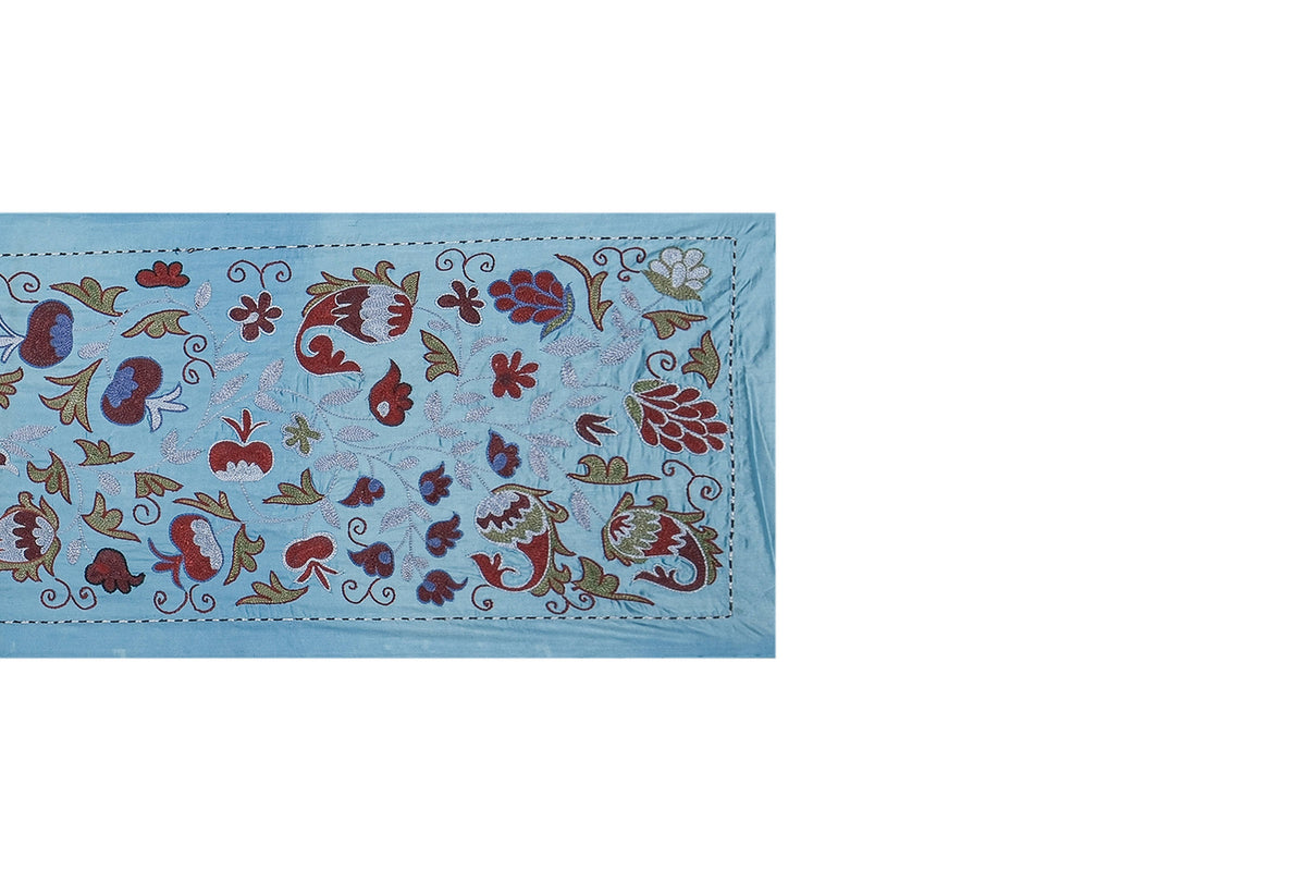 El İşlemesi Suzani Duvar Örtüsü 53 x 190 cm
