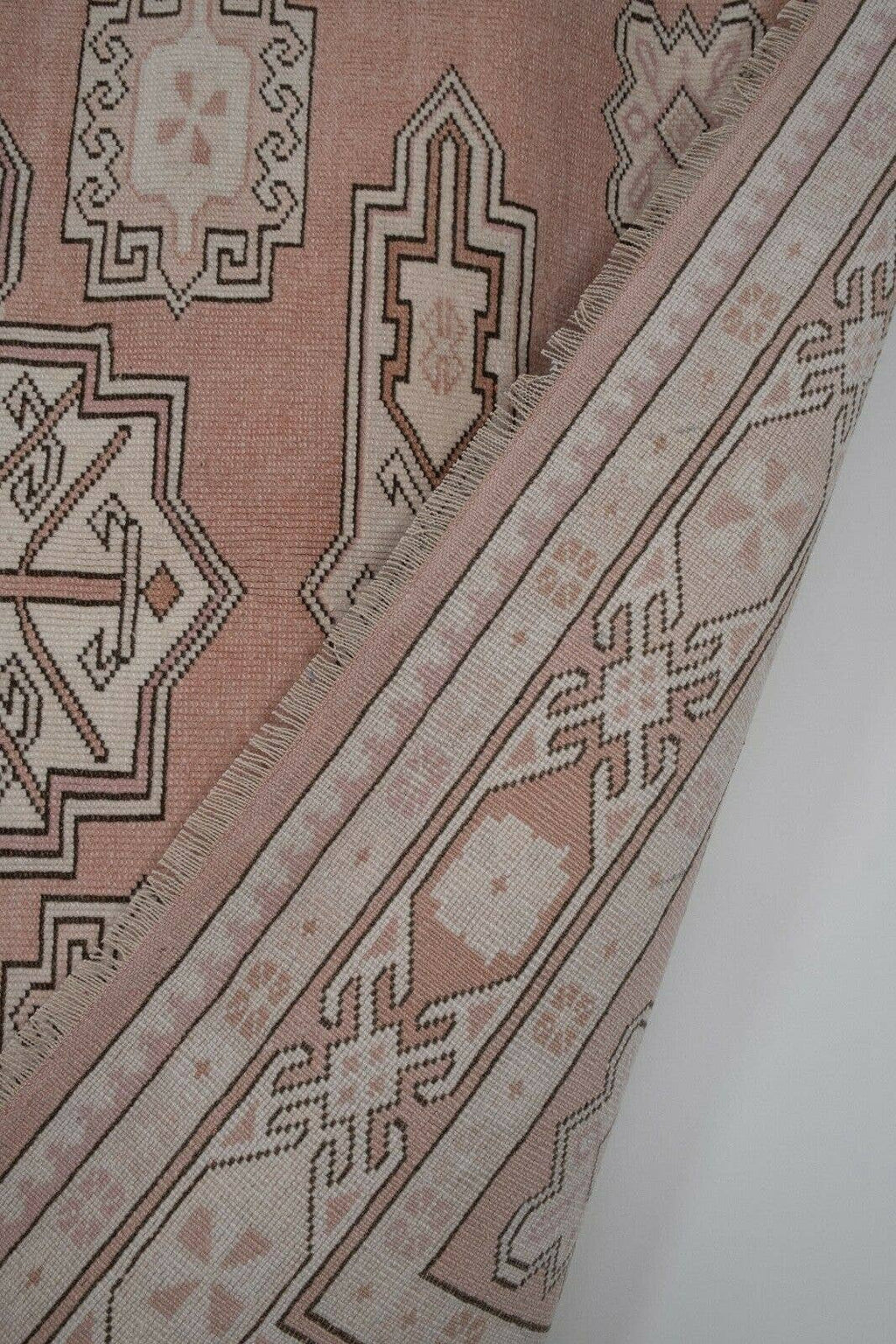Vintage Uşak Halı 175 x 225 cm