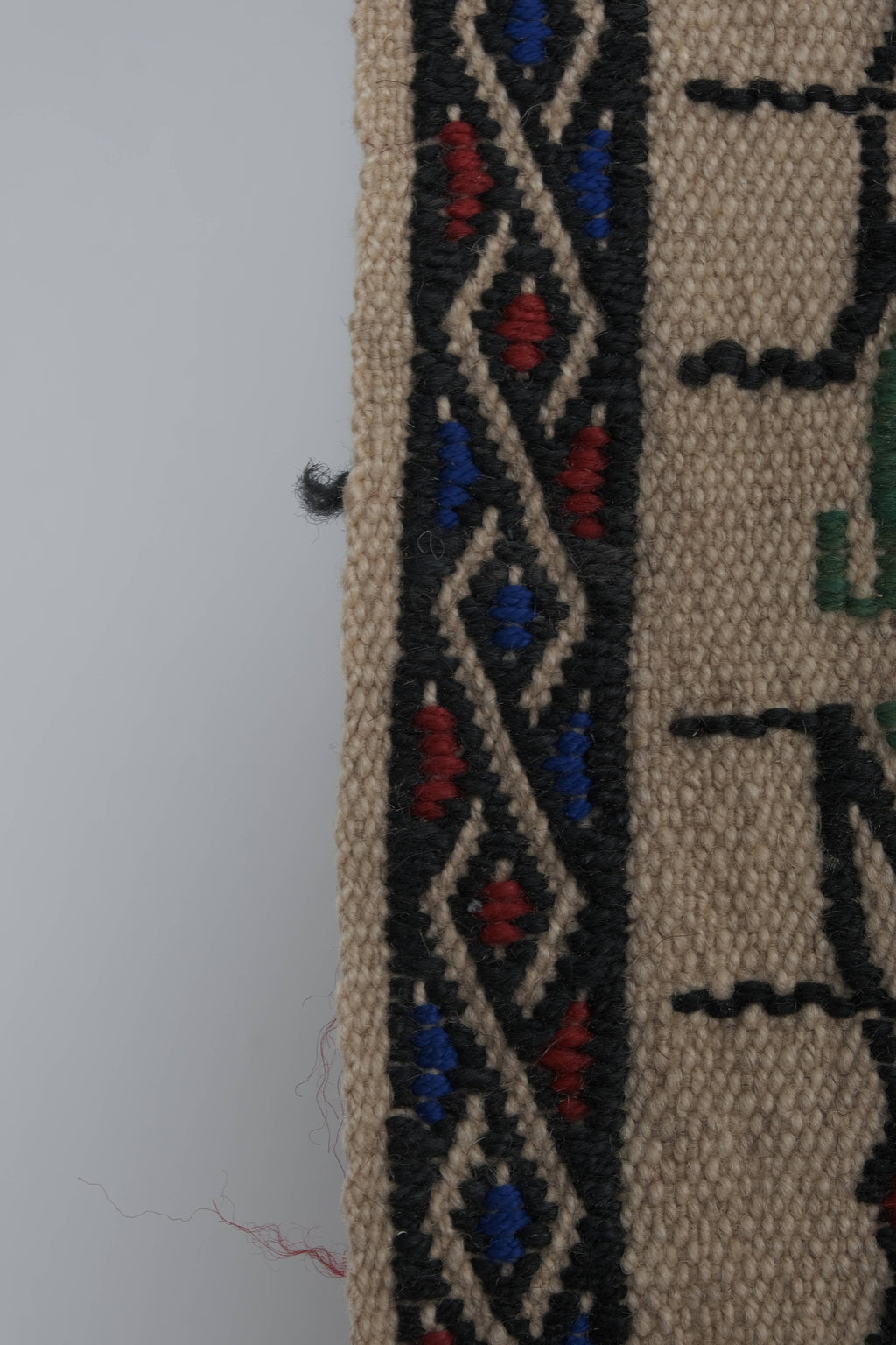 Vintage Kilim 115 x 153 cm