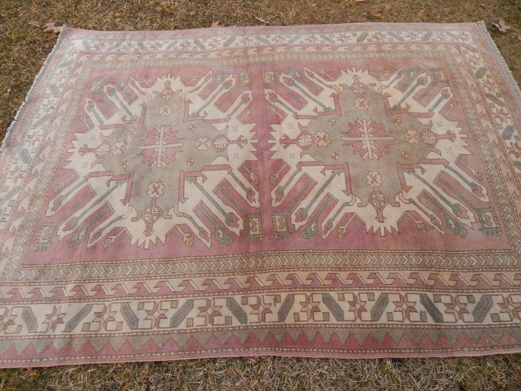 Vintage Uşak Halı 145 x 202 cm