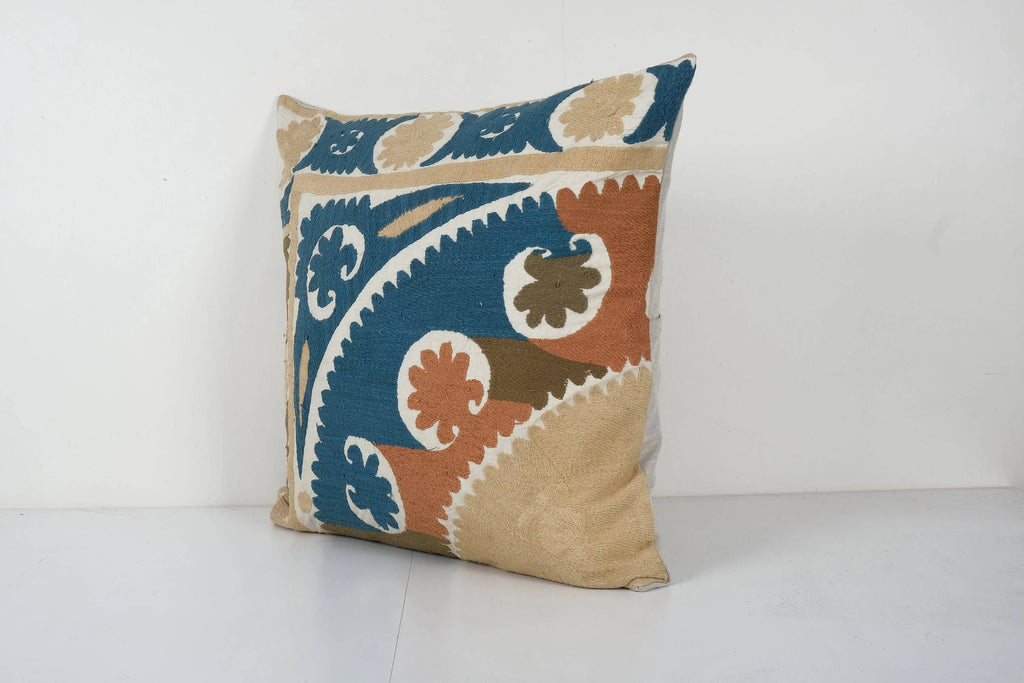 Suzani Kırlent Kılıfı 70 x 70 cm