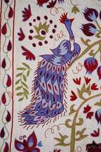 Tavus Kuşu Desenli Suzani Duvar Örtüsü 108 x 184 cm
