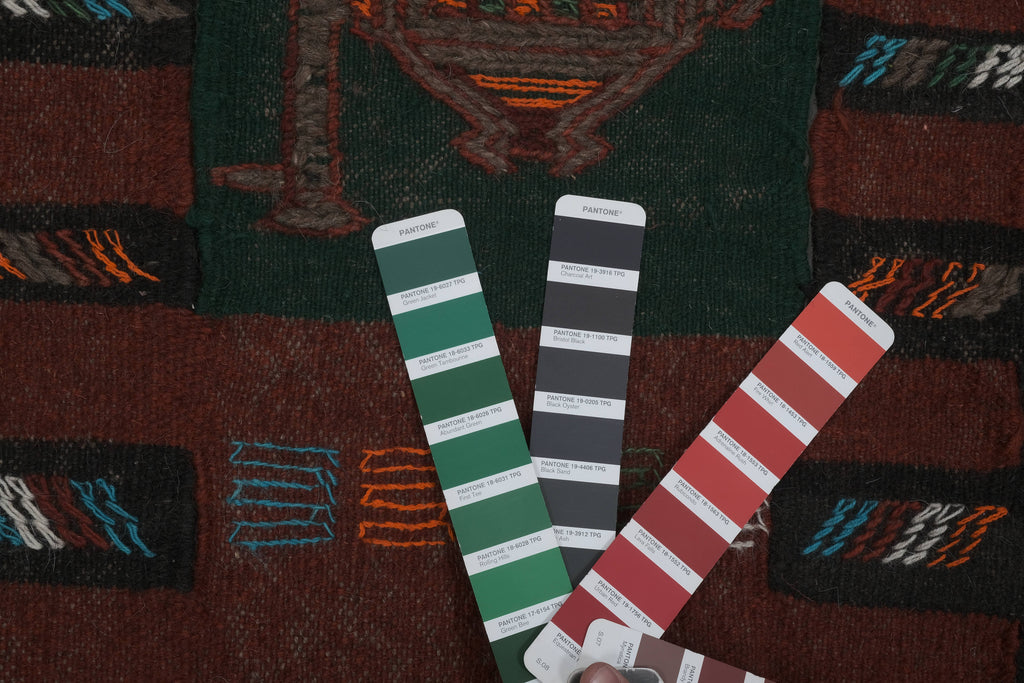 Vintage Sumak Kilim 112 x 190 cm