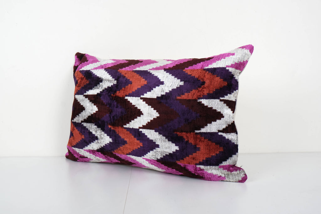 İpek Ikat Kadife Kırlent Kılıfı 40 x 60 cm