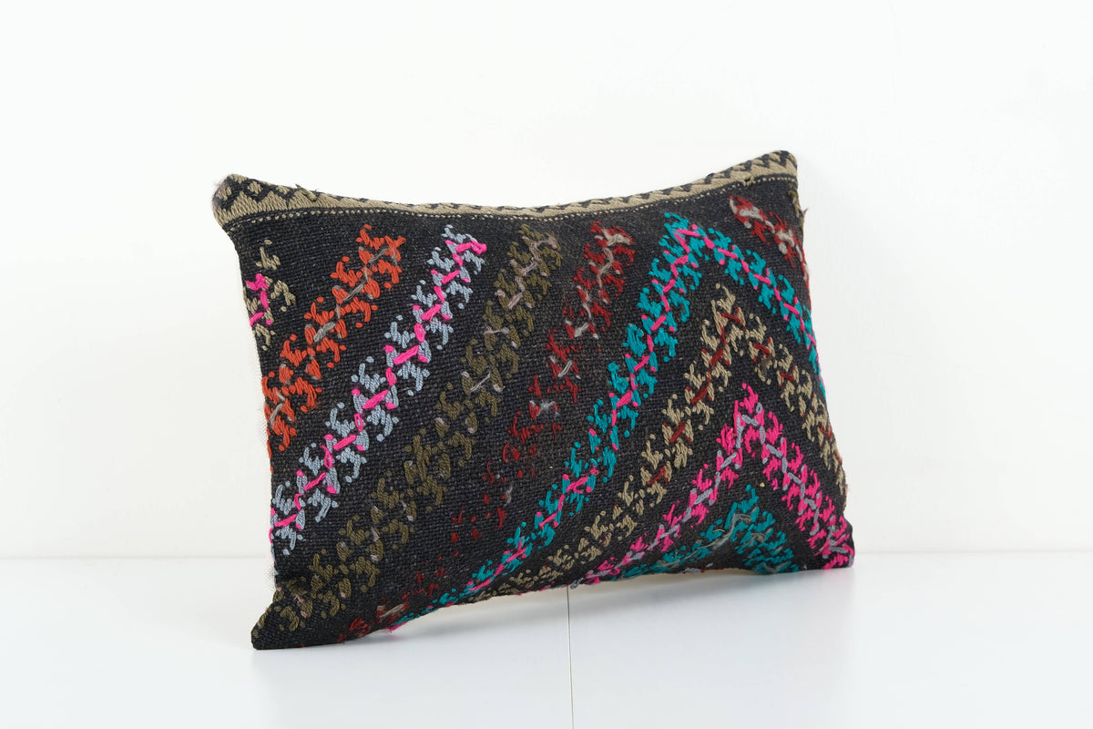 Kilim Kırlent Kılıfı 30 x 50 cm