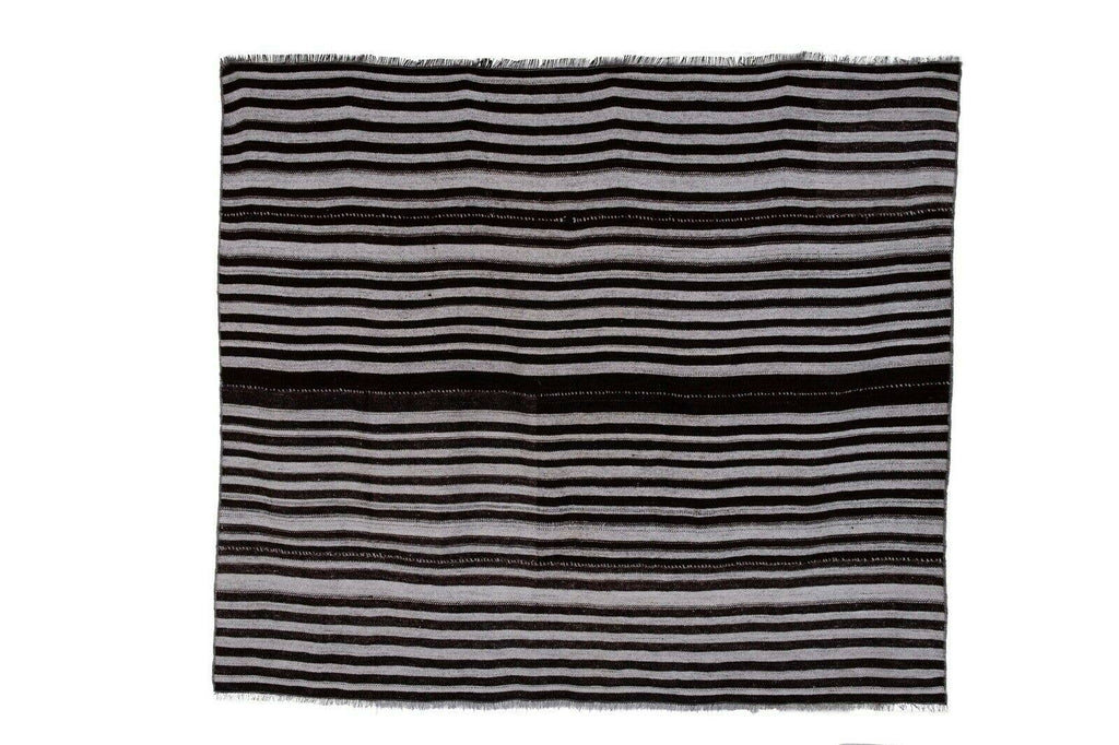 Vintage Kilim 193 x 228 cm