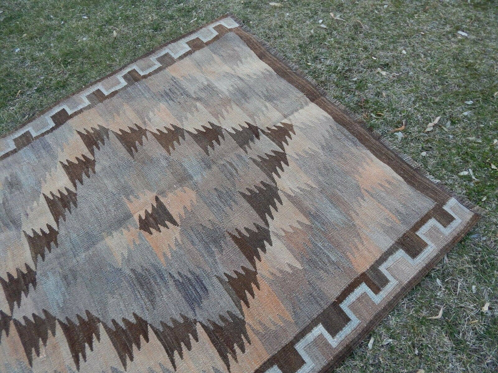 Vintage Kilim 142 x 284 cm