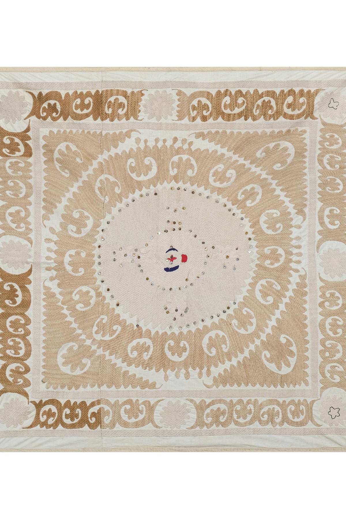 El İşlemesi Suzani Duvar Örtüsü 130 x 136 cm