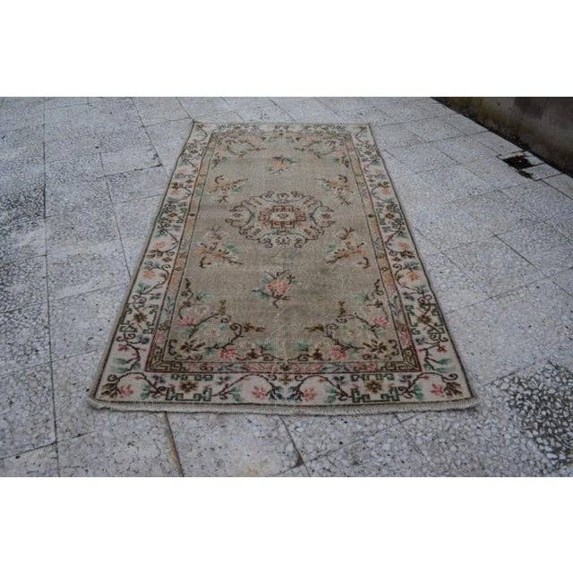 Vintage Uşak Halı 114 x 208 cm