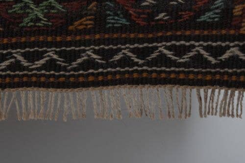 Vintage Sumak Kilim 107 x 185 cm