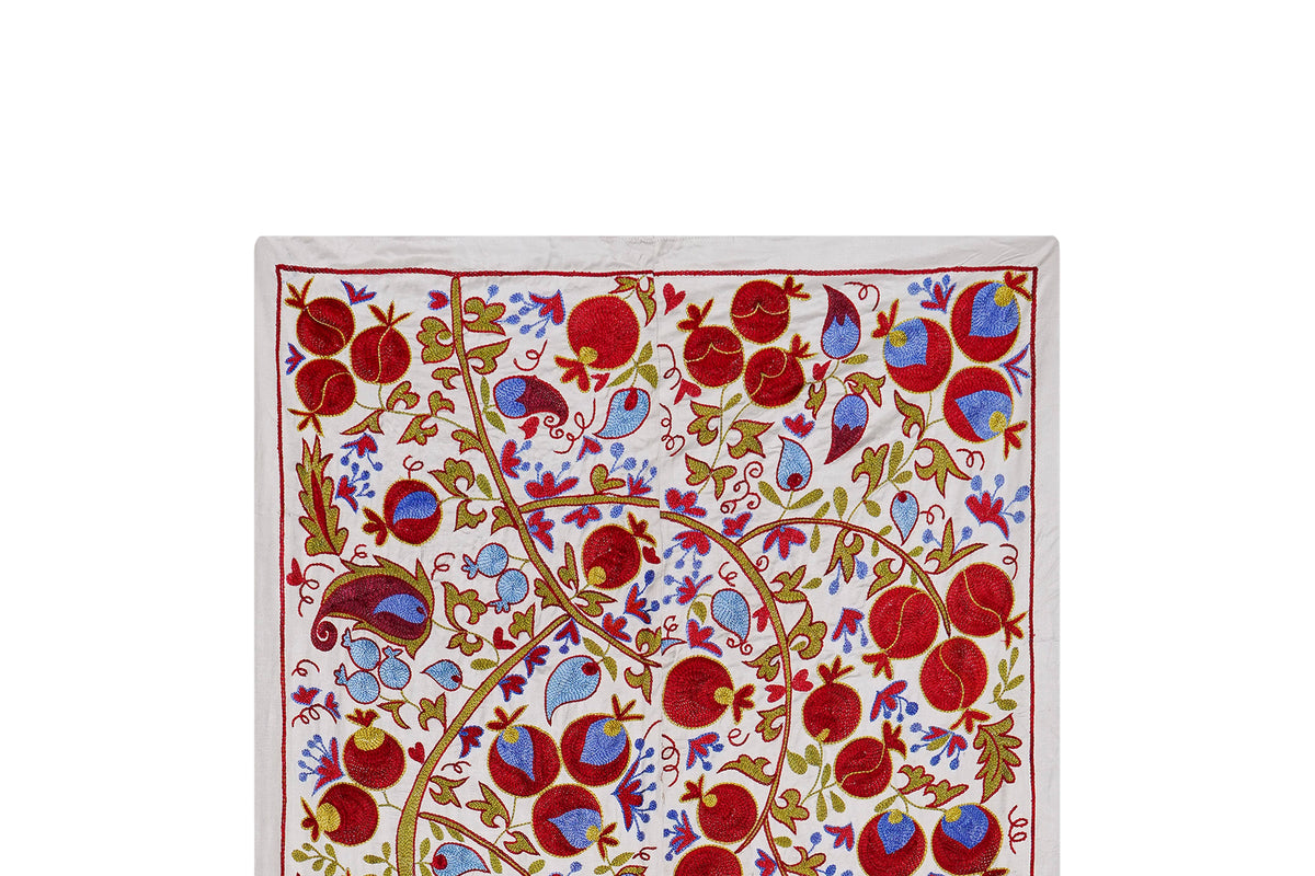 At Desenli Suzani Duvar Örtüsü 98 x 184 cm
