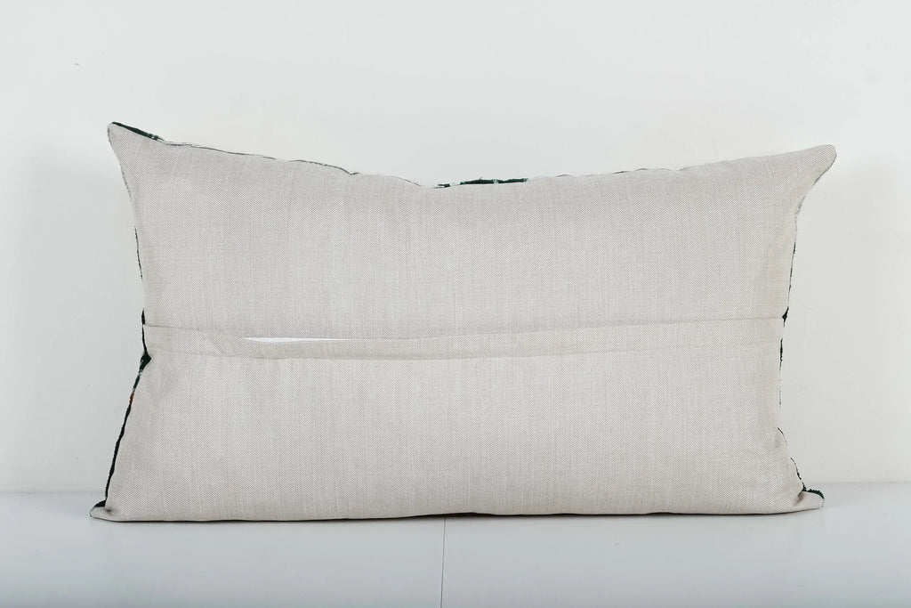 Kaplan Desenli İpek Ikat Kadife Kırlent Kılıfı 46 x 76 cm