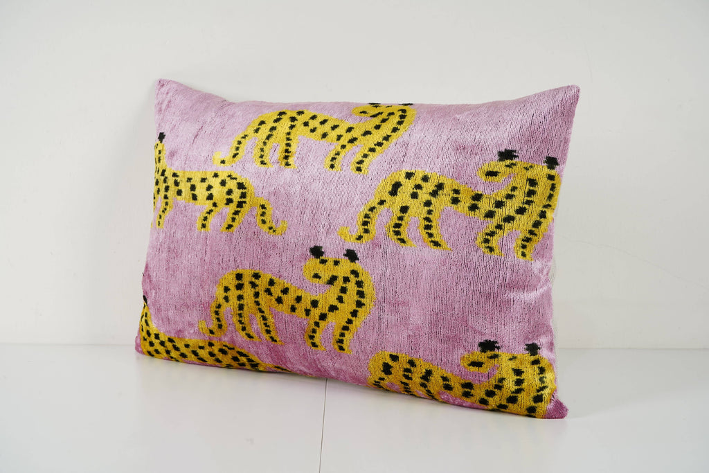 İpek Ikat Kadife Kırlent Kılıfı 40 x 60 cm