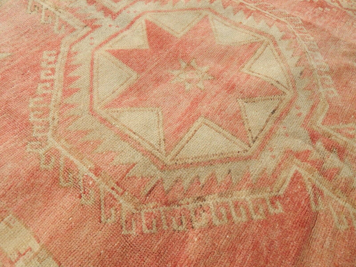 Vintage Uşak Halı 137 x 385 cm