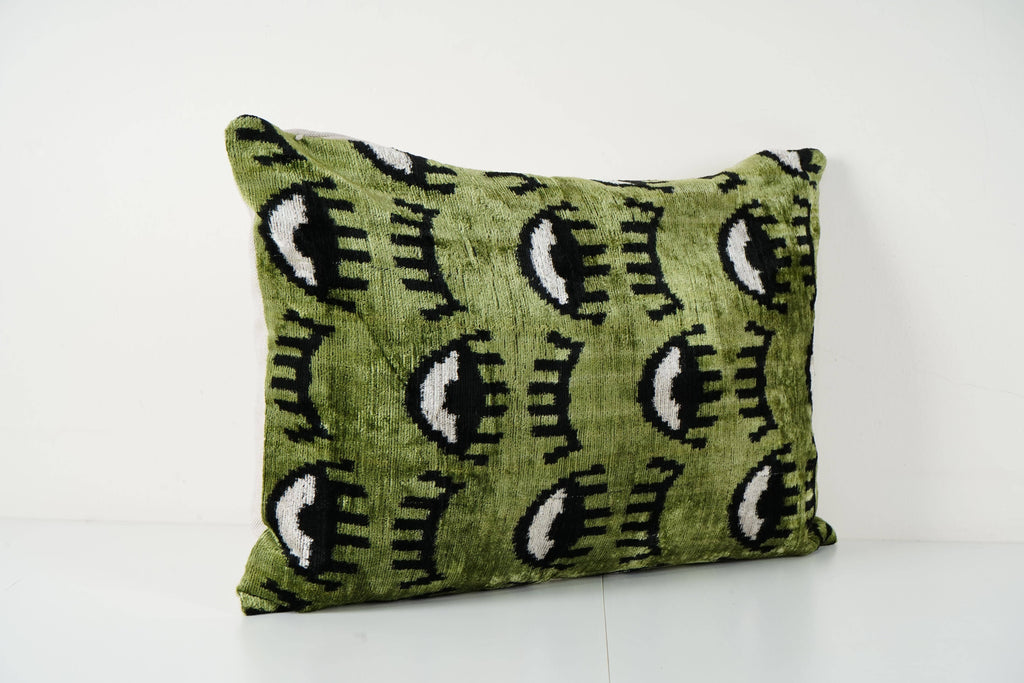 İpek Ikat Kadife Kırlent Kılıfı 40 x 60 cm