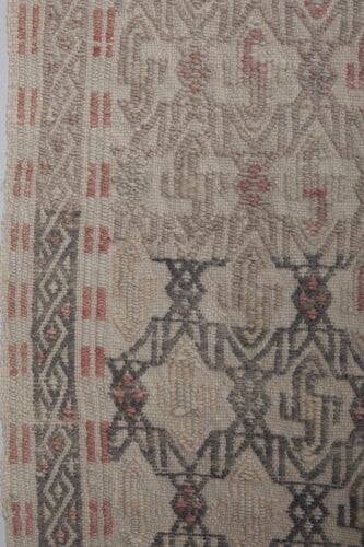 Vintage Kilim 161 x 242 cm