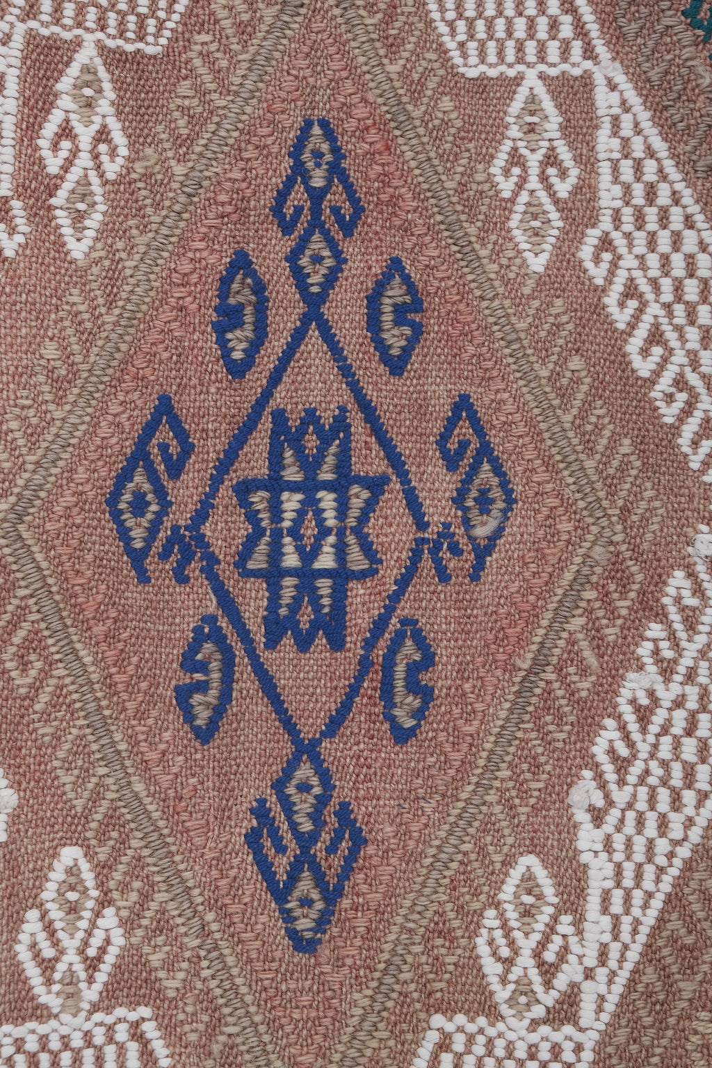 Vintage Kilim 148 x 204 cm