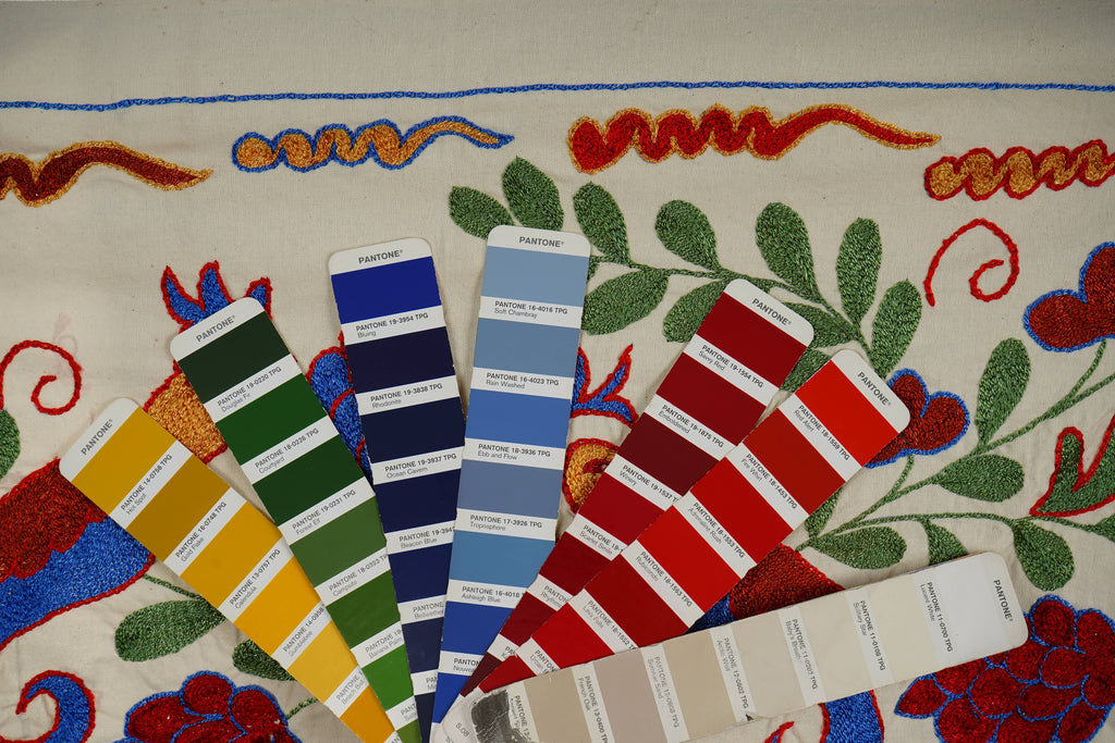 Kuş Desenli Suzani Duvar Örtüsü 44 x 96 cm