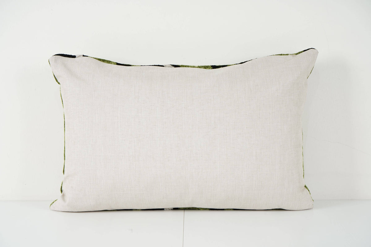 İpek Ikat Kadife Kırlent Kılıfı 40 x 60 cm