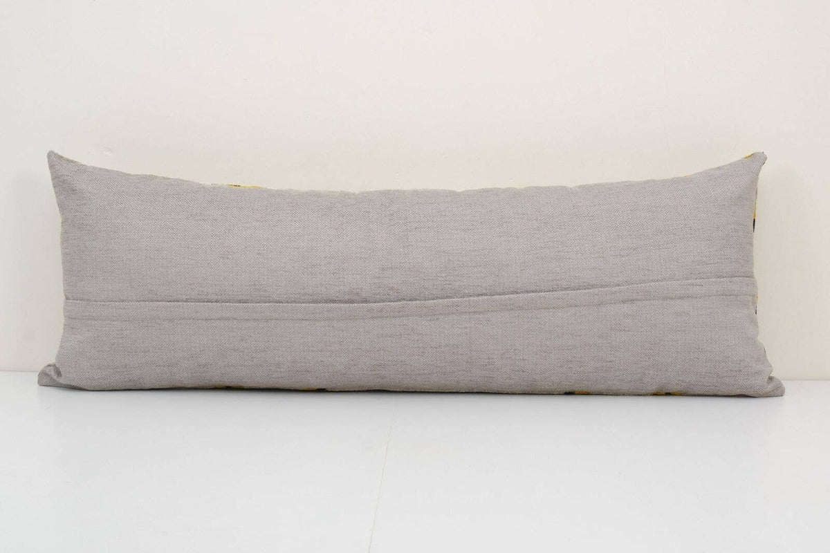 Kaplan Desenli İpek Ikat Kadife Kırlent Kılıfı 41 x 112 cm
