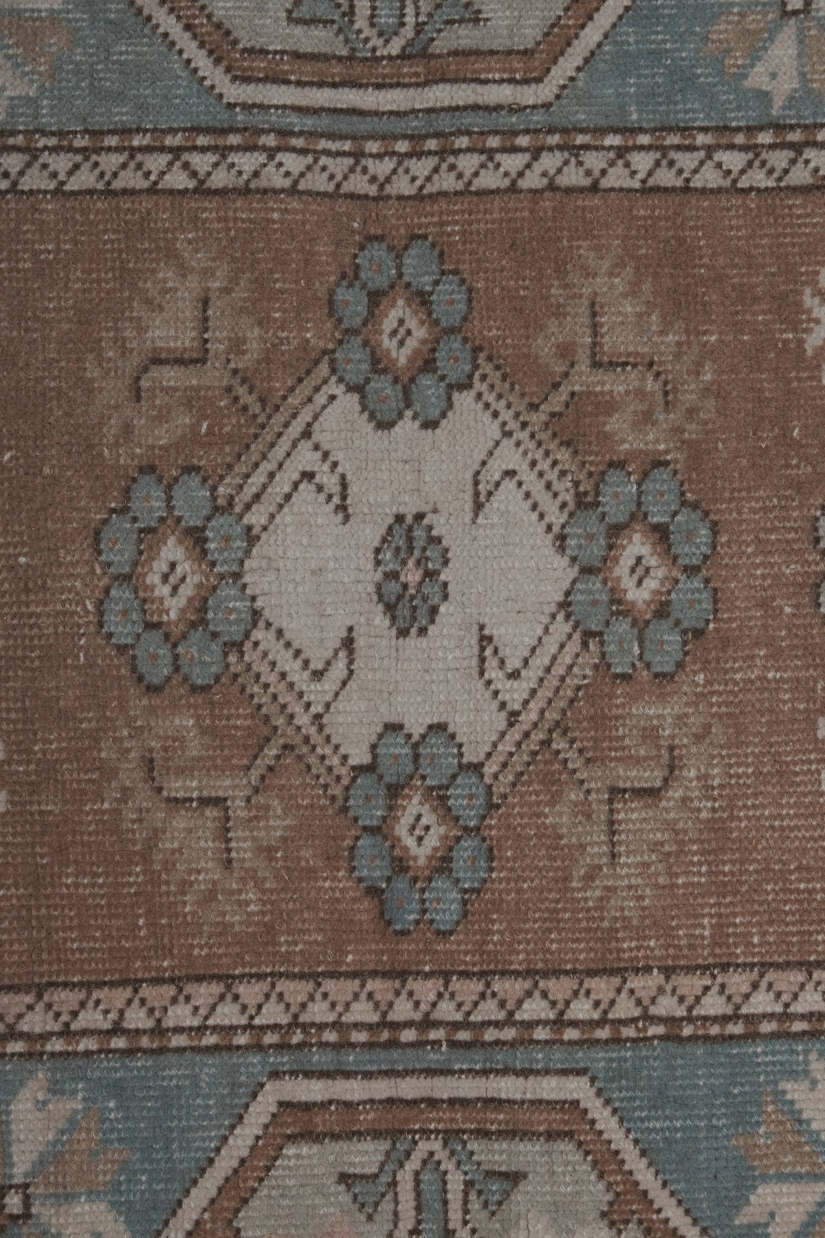 Vintage Uşak Halı 158 x 272 cm