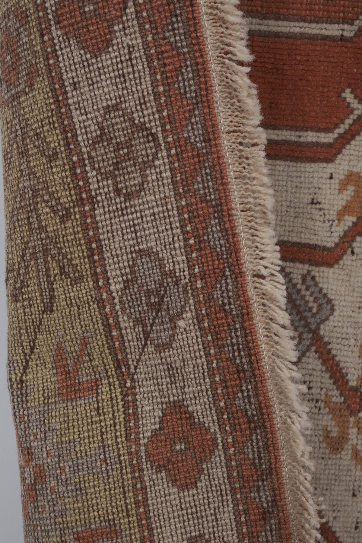 Vintage Uşak Halı 187 x 198 cm