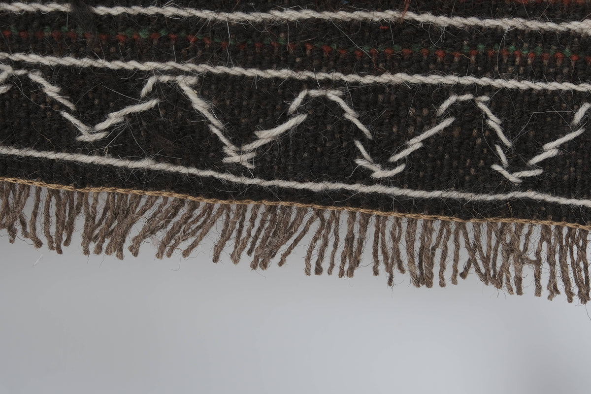 Vintage Sumak Kilim 112 x 190 cm
