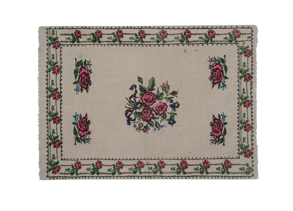 Vintage Kilim 94 x 134 cm