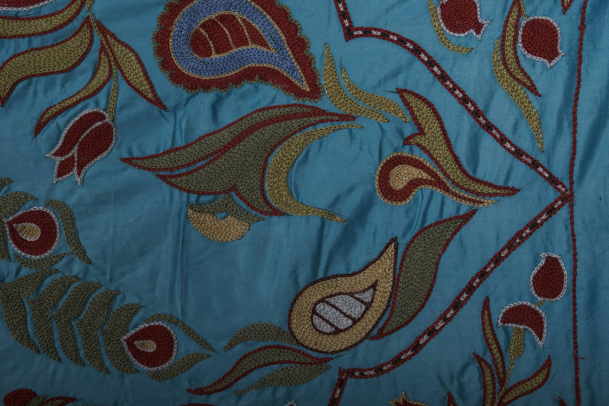 Tavus Kuşu Desenli Suzani Duvar Örtüsü 53 x 187 cm