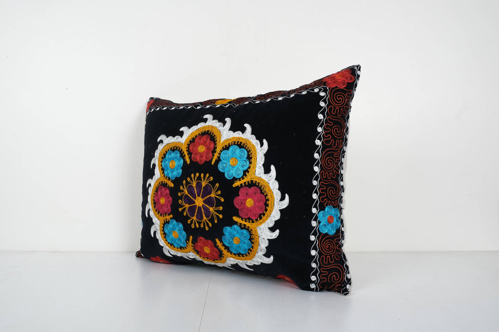 Suzani Kırlent Kılıfı 50 x 65 cm