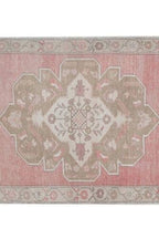 Vintage Uşak Halı 138 x 246 cm