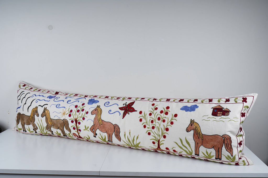 At Desenli Suzani Kırlent Kılıfı 47 x 180 cm