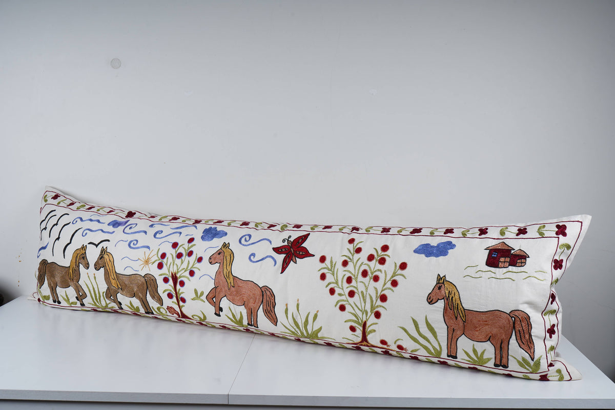 At Desenli Suzani Kırlent Kılıfı 47 x 180 cm
