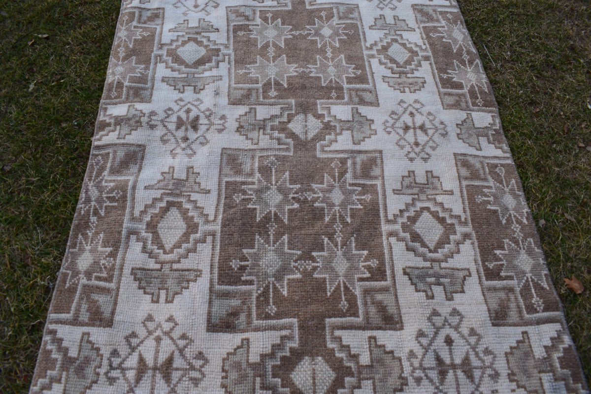 Vintage Uşak Halı 113 x 192 cm