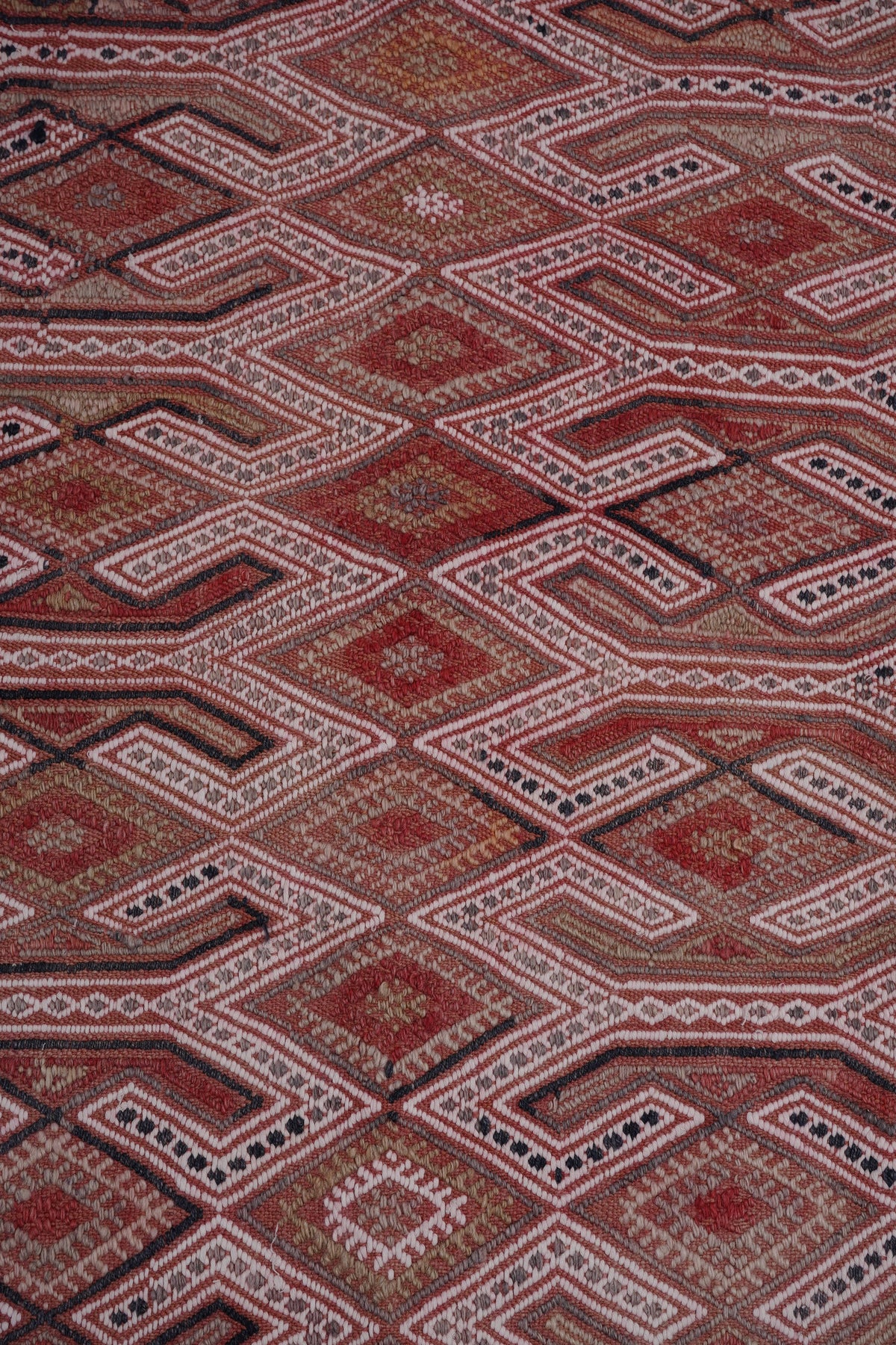 Vintage Kilim 160 x 235 cm