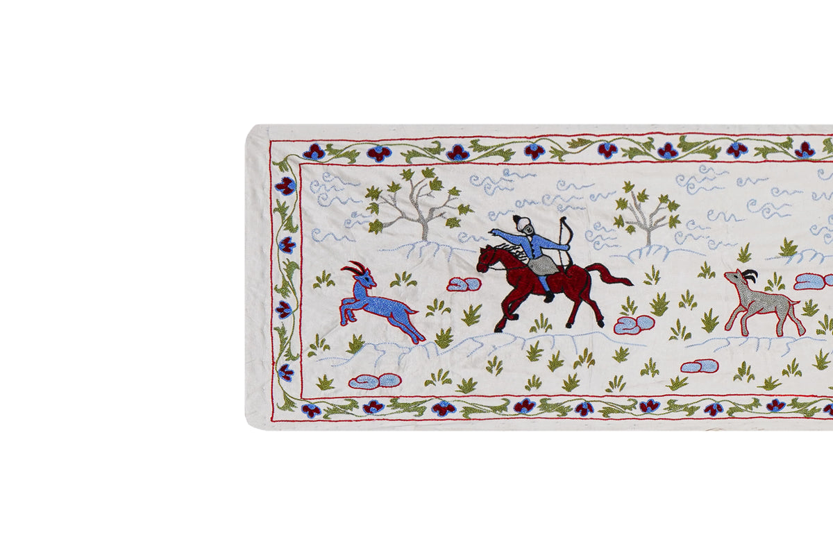 At Desenli Suzani Duvar Örtüsü 50 x 186 cm