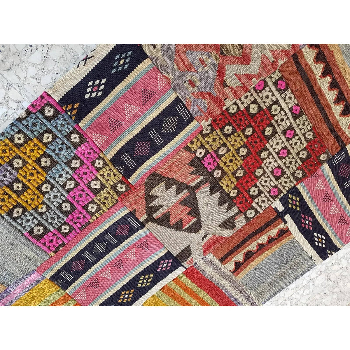 Vintage Kilim 62 x 89 cm