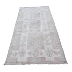 Vintage Uşak Halı 130 x 243 cm