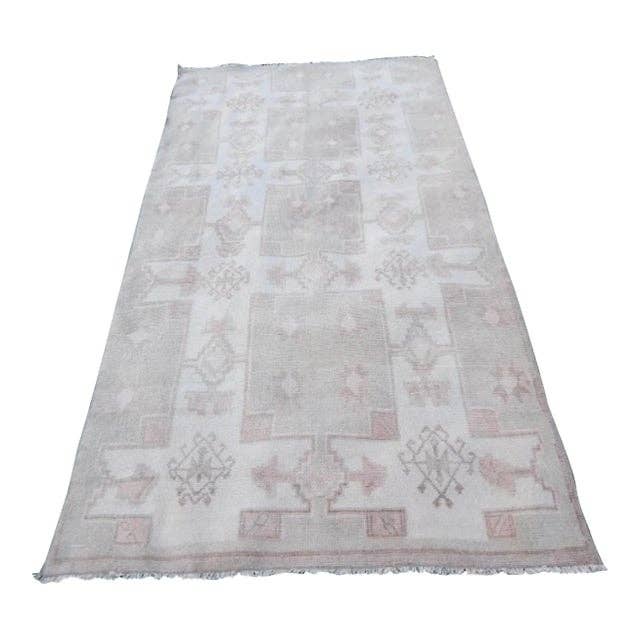 Vintage Uşak Halı 130 x 243 cm