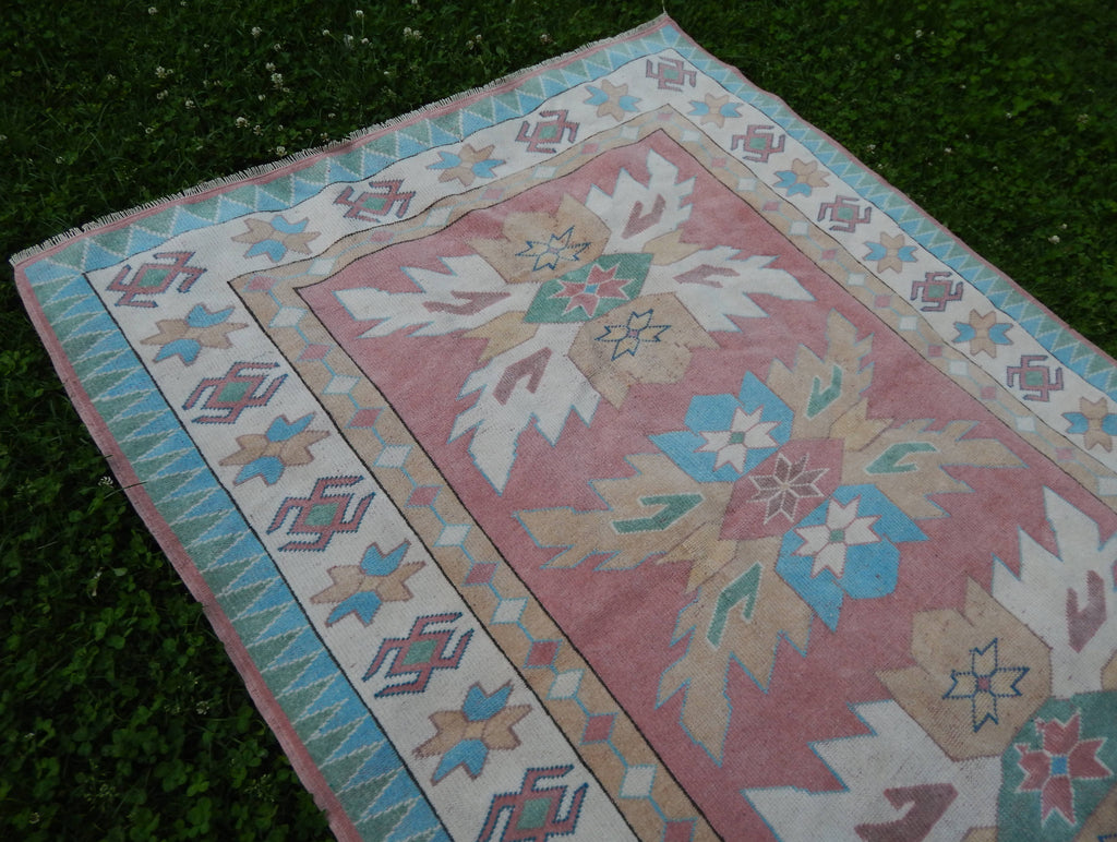 Vintage Uşak Halı 170 x 216 cm