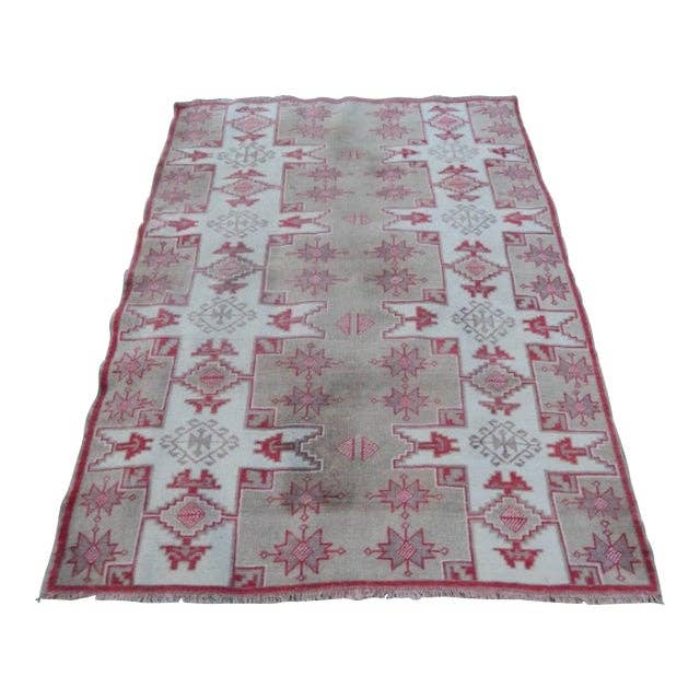 Vintage Uşak Halı 146 x 183 cm