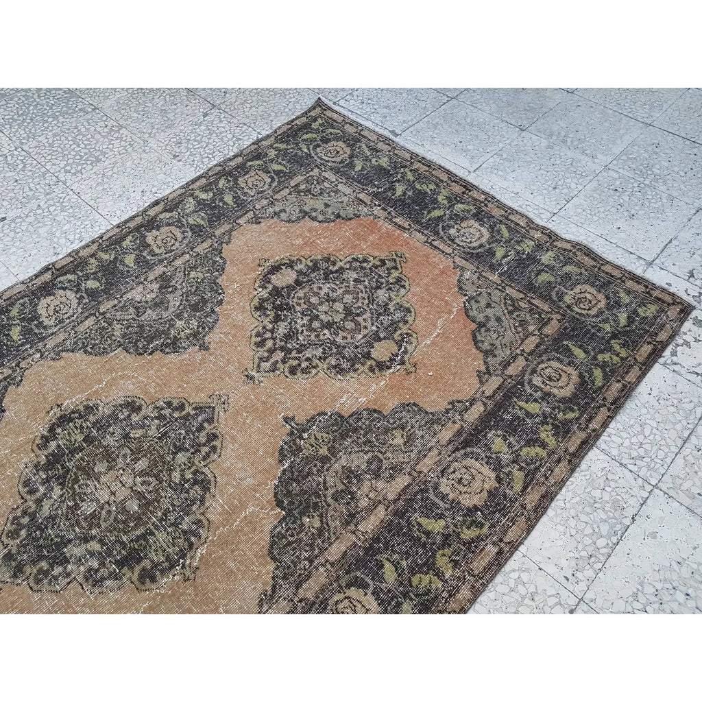 Vintage Uşak Halı 140 x 375 cm