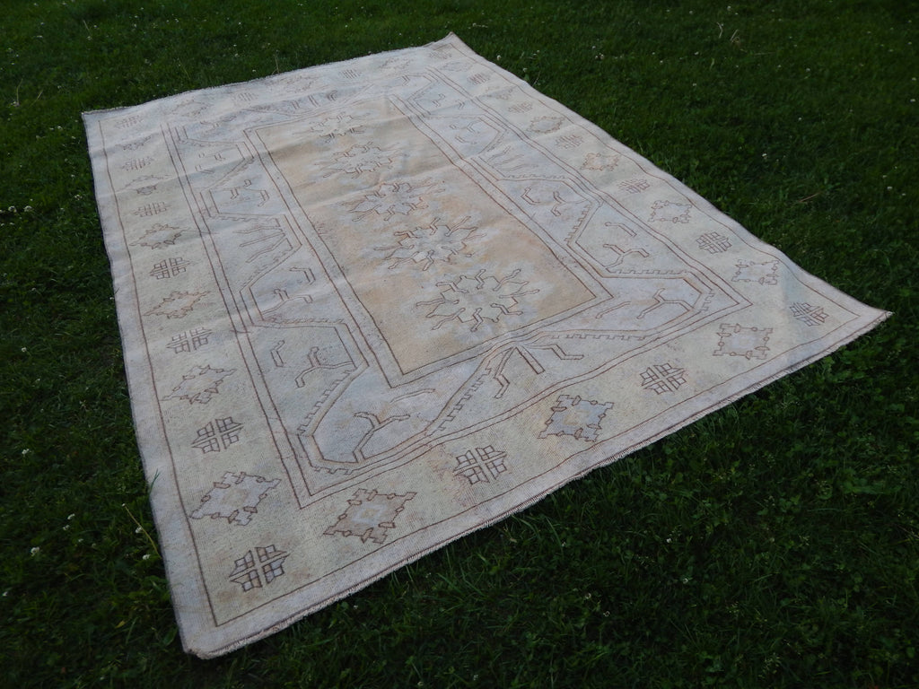 Vintage Uşak Halı 195 x 270 cm