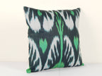 İpek Ikat Kadife Kırlent Kılıfı 36 x 36 cm
